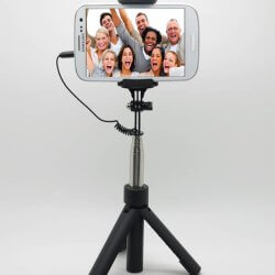 SELFIE TRIPOD CUM STICK