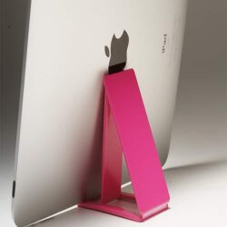 FOLDABLE TABLET & PHONE STAND